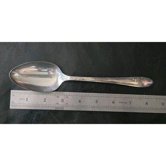1 Vintage Oneida Community Tudor Queen Bess II Silver Plate 1946 Serving Spoon - Picture 13 of 13